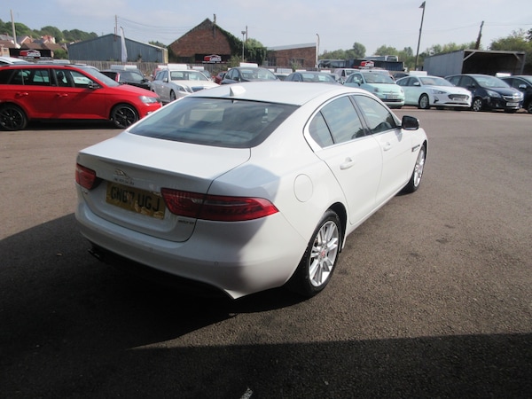 Used Jaguar XE 2017 for sale - 75558912: Photo 7