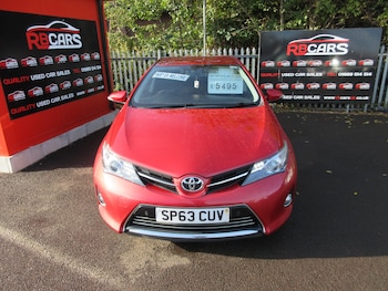 Used Toyota Auris 2013 for sale - 76352178: Photo