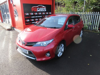 Used Toyota Auris 2013 for sale - 76352178: Photo