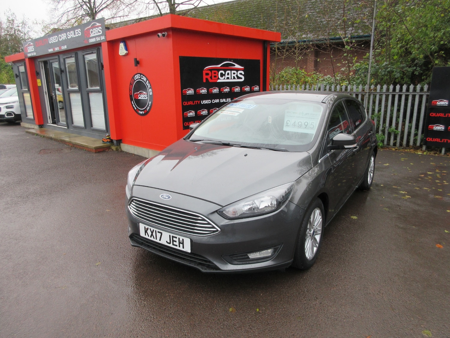 Used Ford Focus 2017 for sale - 76541742: Photo 3