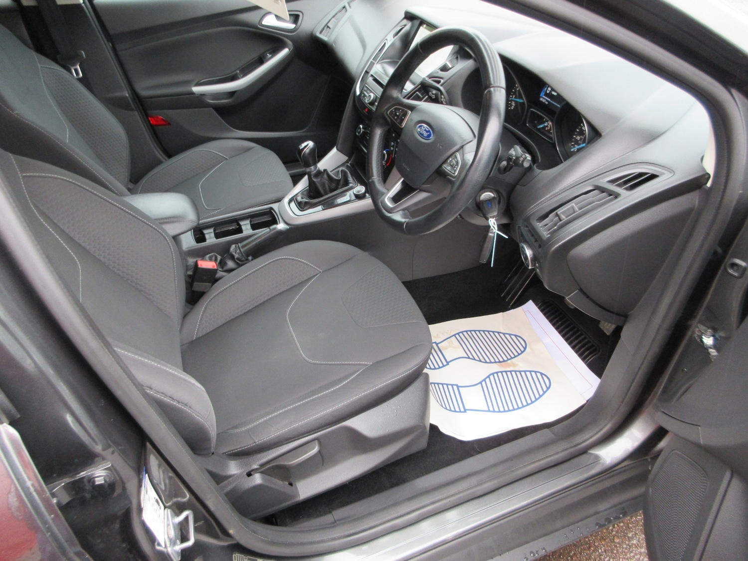 Used Ford Focus 2017 for sale - 76541742: Photo 8