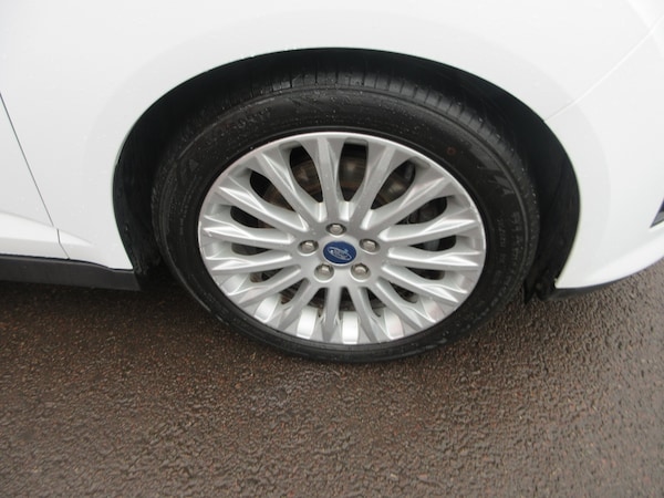 Used Ford C-Max 2012 for sale - 76130533: Photo 23