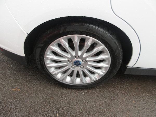 Used Ford C-Max 2012 for sale - 76130533: Photo 24