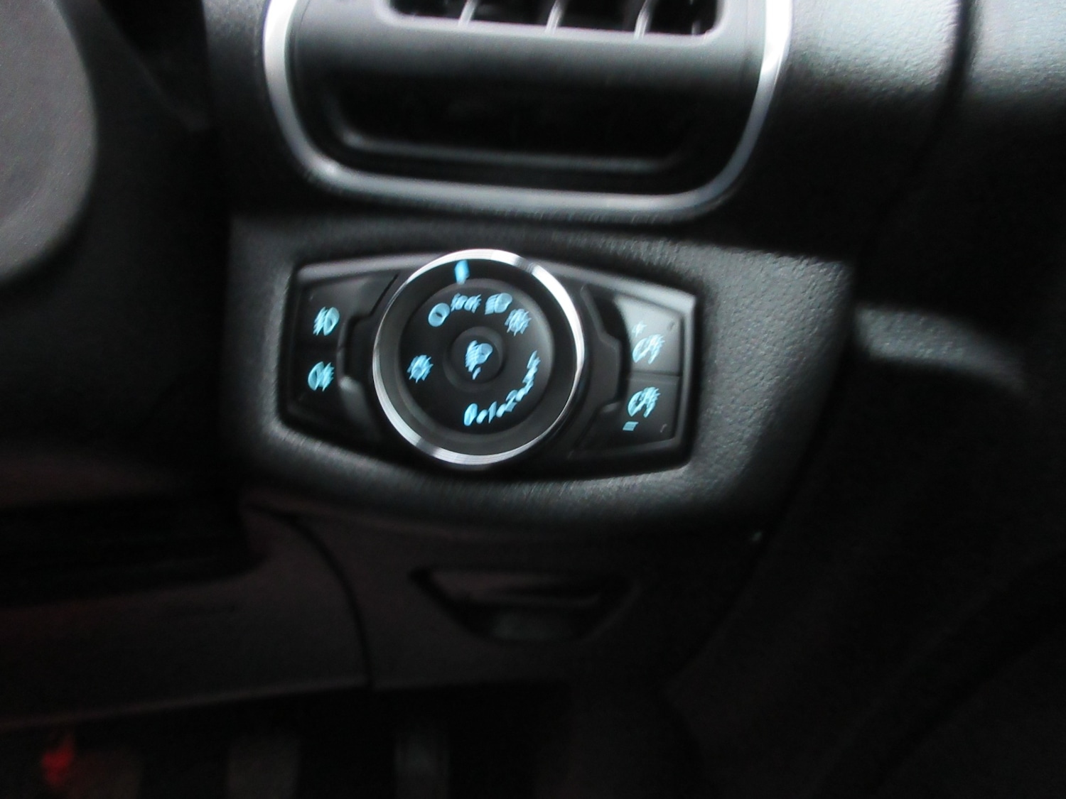 Used Ford B-MAX 2016 for sale - 76693159: Photo 24