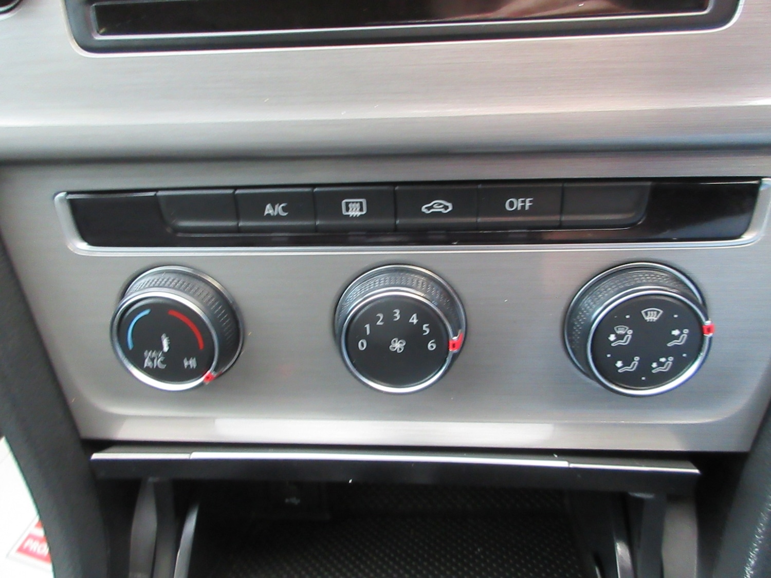 Used Volkswagen Golf 2015 for sale - 76477188: Photo 14