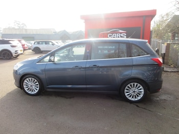 Used Ford Grand C-Max 2018 for sale - 77650228: Photo