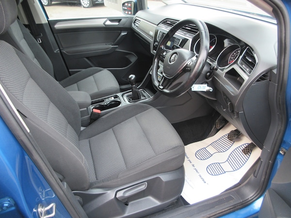 Used Volkswagen Touran 2016 for sale - 73975152: Photo 8