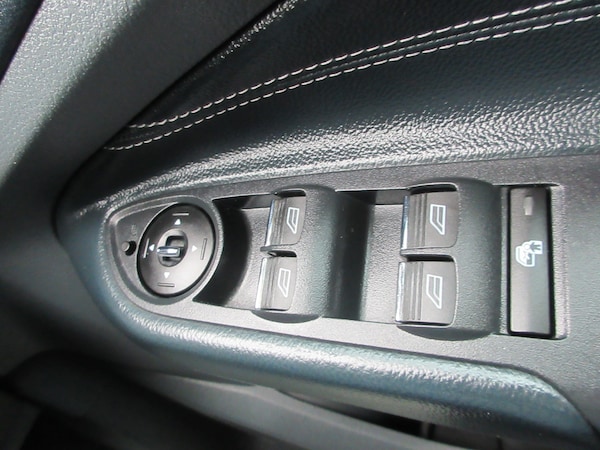 Used Ford Grand C-Max 2011 for sale - 75982518: Photo 25