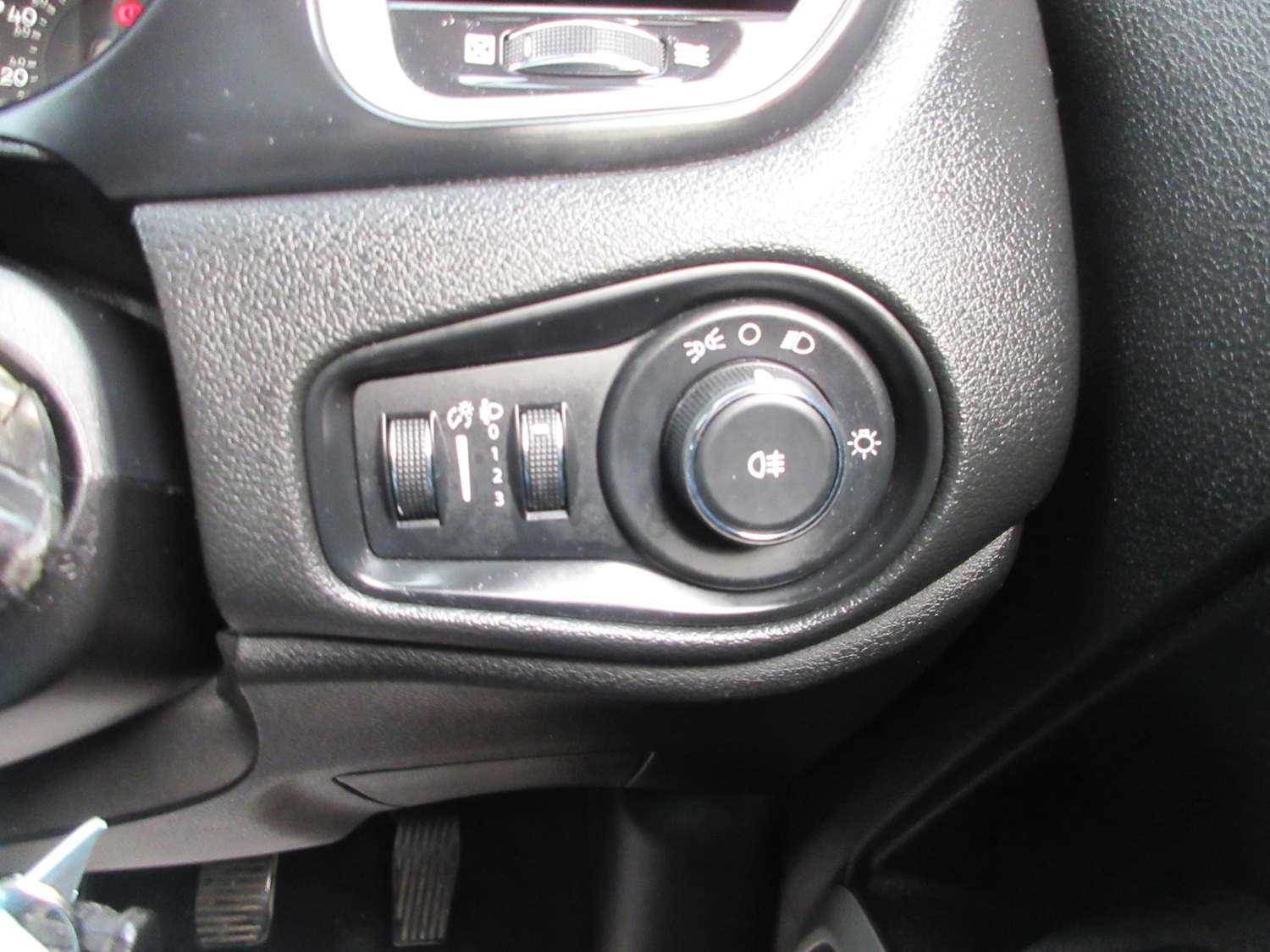 Used Jeep Renegade 2015 for sale - 76263045: Photo 23