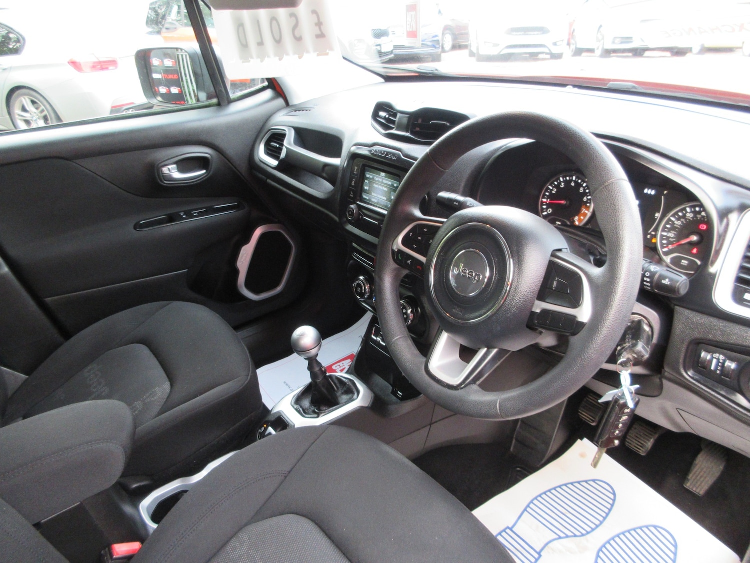 Used Jeep Renegade 2015 for sale - 76263045: Photo 9