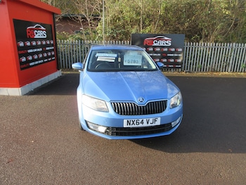 2014 (64) - 1.6 TDI CR Elegance 5dr