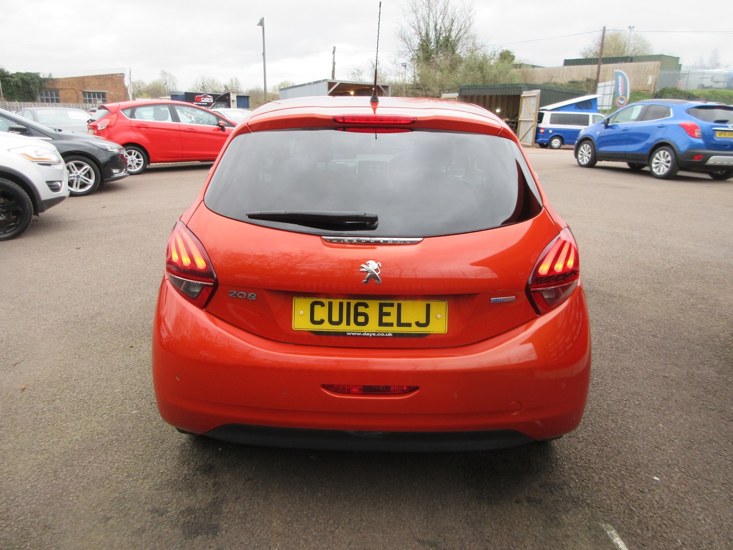 Used Peugeot 208 2016 for sale - 77902813: Photo 5