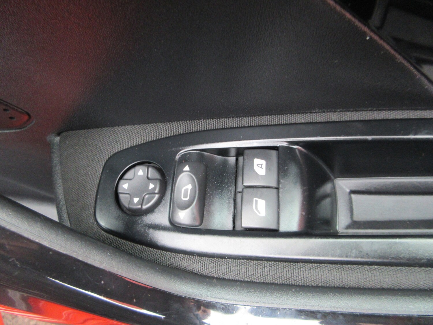 Used Peugeot 208 2016 for sale - 77902813: Photo 9