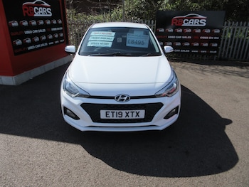 Used Hyundai i20 2019 for sale - 77833631: Photo
