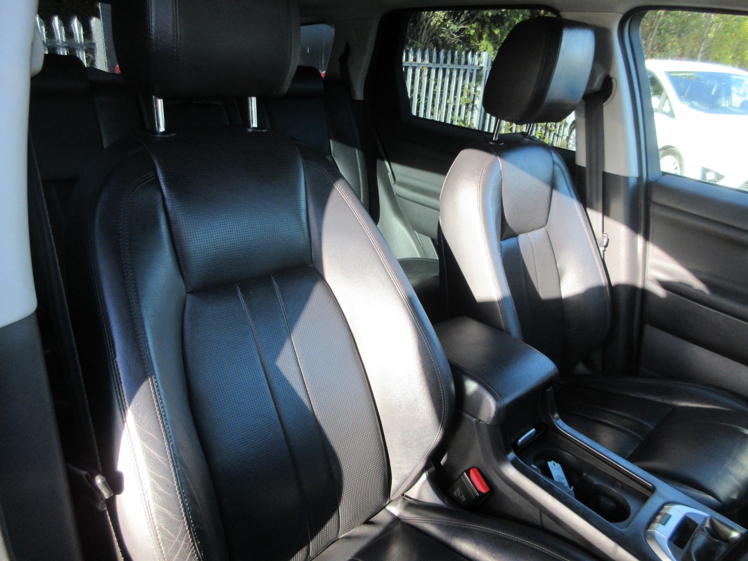 Used Land Rover Discovery Sport 2018 for sale - 76036292: Photo 10