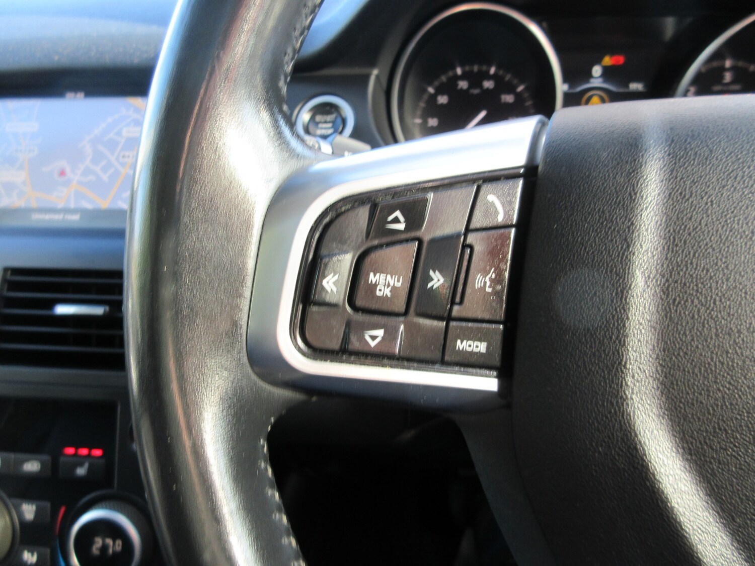 Used Land Rover Discovery Sport 2018 for sale - 76036292: Photo 22