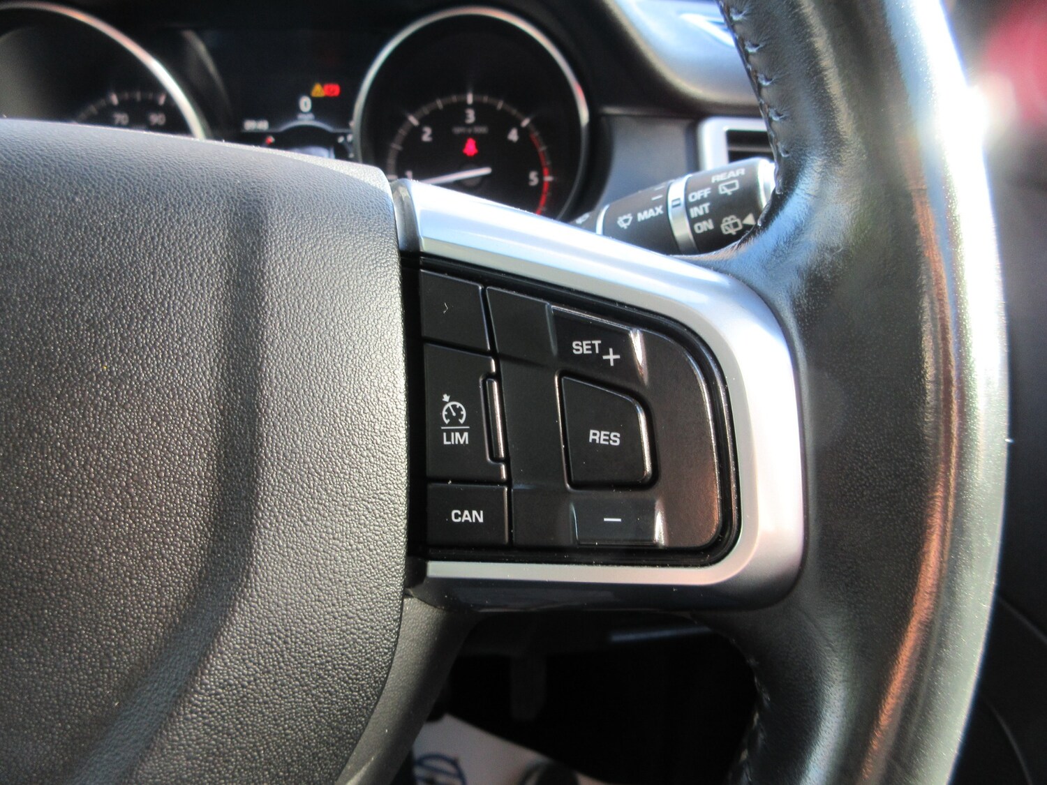 Used Land Rover Discovery Sport 2018 for sale - 76036292: Photo 23