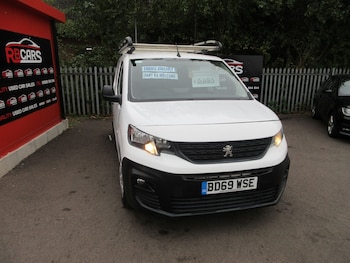 2019 (69) - 650 1.5 BlueHDi 75 Professional Van