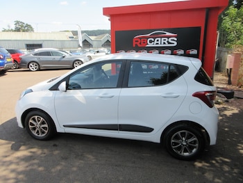 Used Hyundai i10 2015 for sale - 79218043: Photo