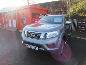 Used Nissan Navara 2016 for sale - 76693297: Photo