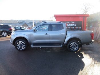 Used Nissan Navara 2016 for sale - 76693297: Photo