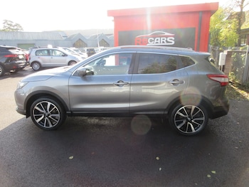 Used Nissan Qashqai 2017 for sale - 76264205: Photo