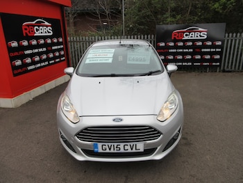 Used Ford Fiesta 2015 for sale - 77896745: Photo