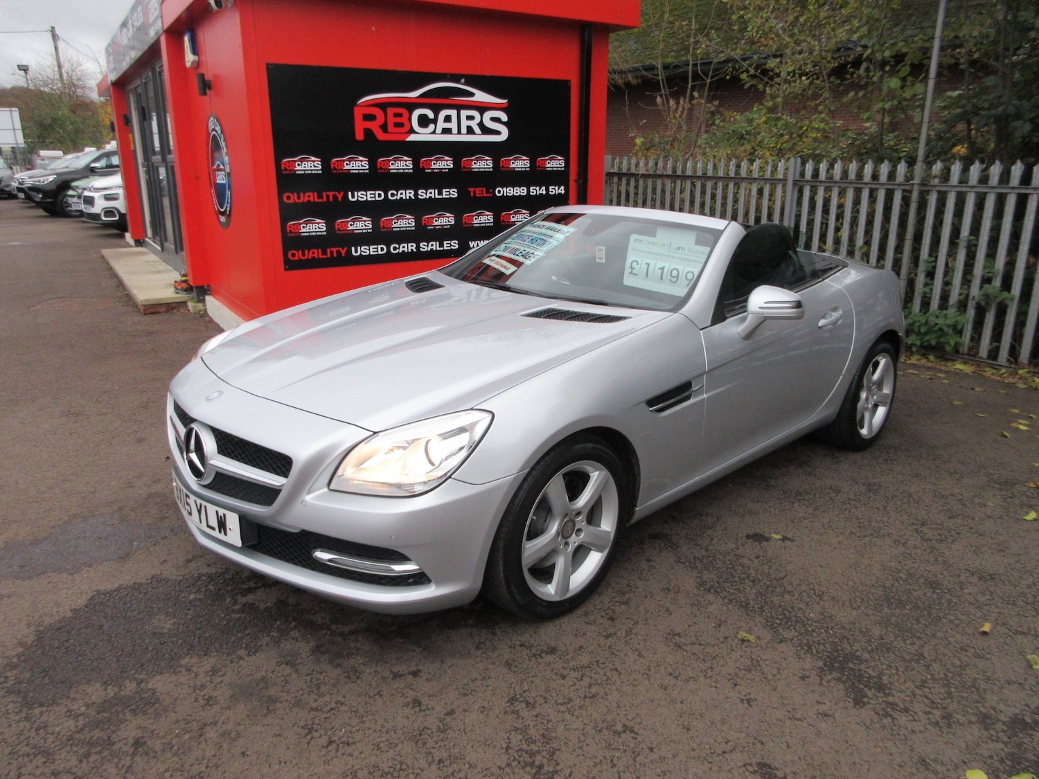 Used Mercedes-Benz SLK 2015 for sale - 76507339: Photo 10