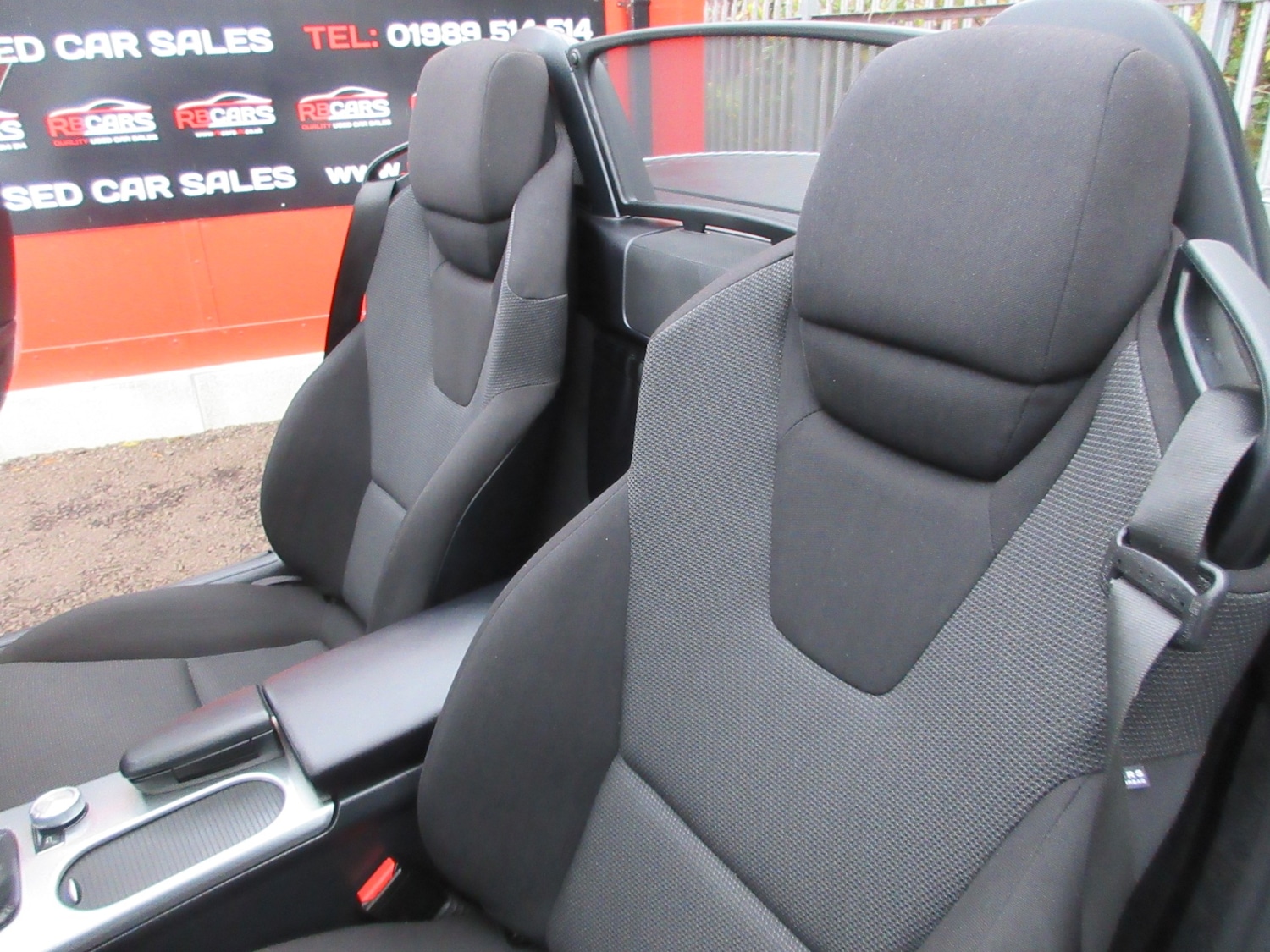 Used Mercedes-Benz SLK 2015 for sale - 76507339: Photo 17