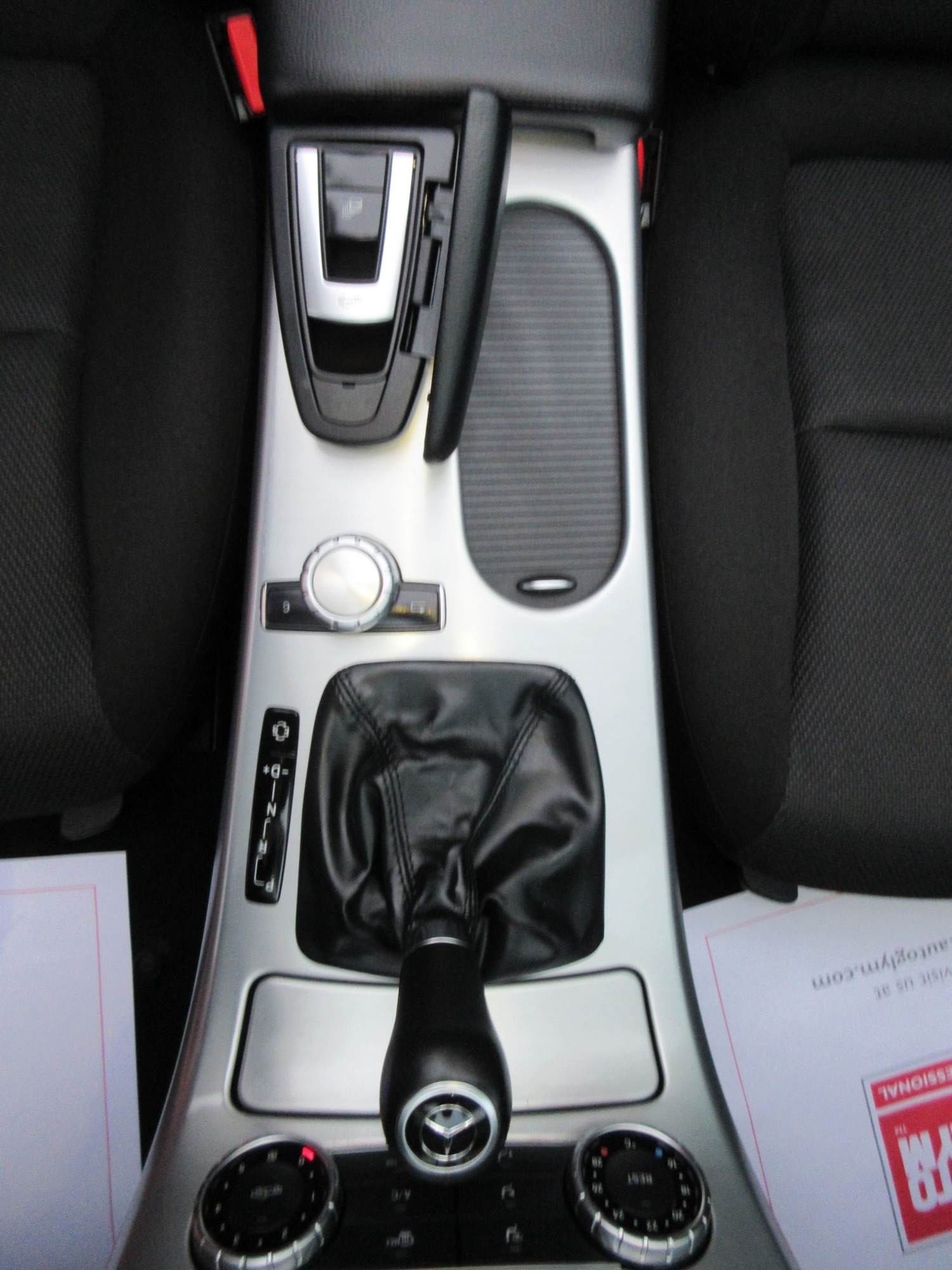 Used Mercedes-Benz SLK 2015 for sale - 76507339: Photo 21