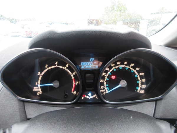 Used Ford Fiesta 2015 for sale - 76171015: Photo 10