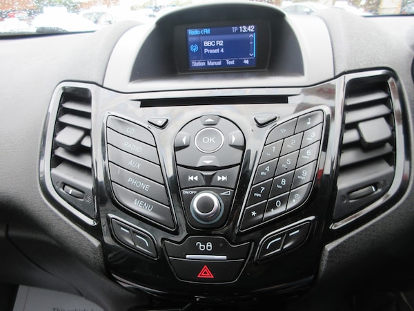 Used Ford Fiesta 2015 for sale - 76171015: Photo 11