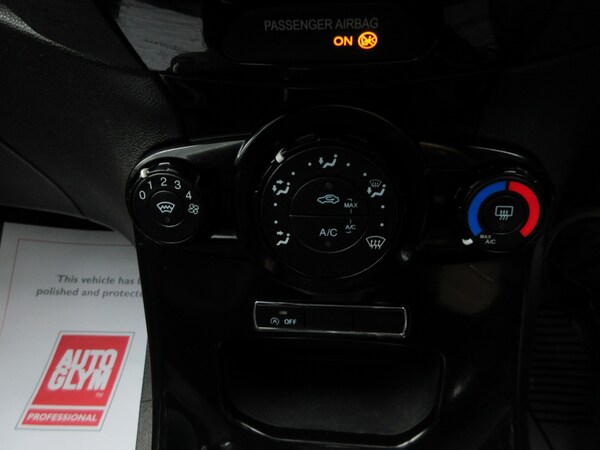 Used Ford Fiesta 2015 for sale - 76171015: Photo 12