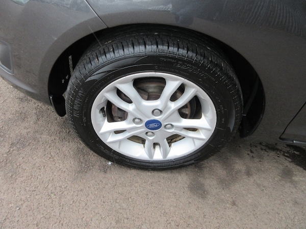 Used Ford Fiesta 2015 for sale - 76171015: Photo 26