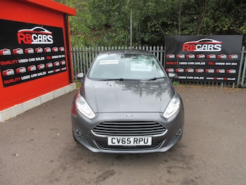 Used Ford Fiesta 2015 for sale - 76171015: Photo 2