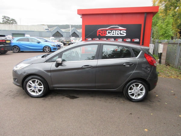 Used Ford Fiesta 2015 for sale - 76171015: Photo 4