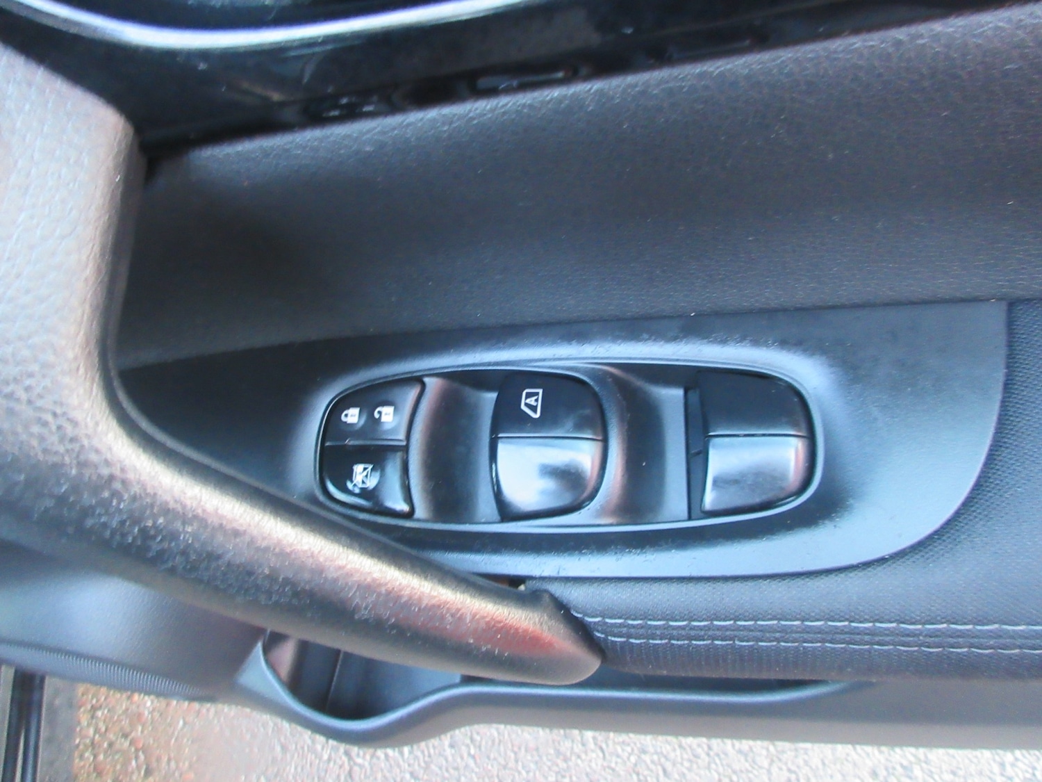 Used Nissan Qashqai 2015 for sale - 77220663: Photo 9