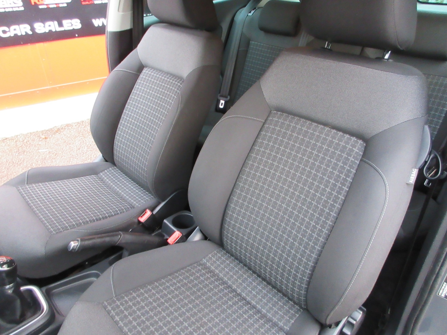 Used Volkswagen Polo 2014 for sale - 76893350: Photo 13