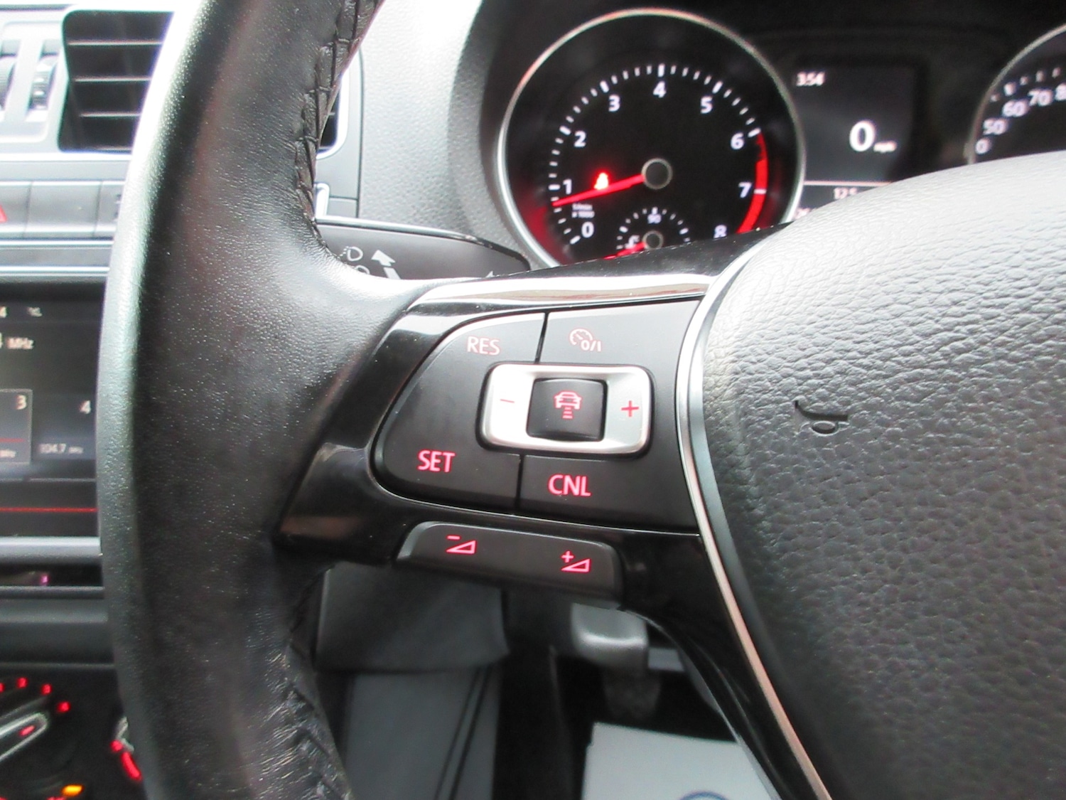 Used Volkswagen Polo 2014 for sale - 76893350: Photo 20