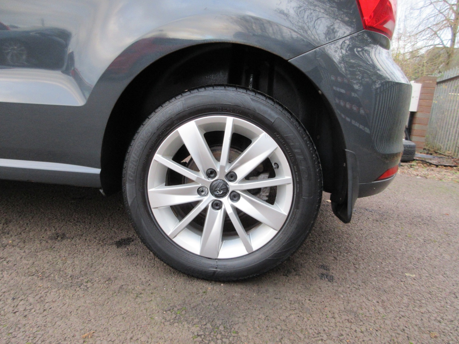 Used Volkswagen Polo 2014 for sale - 76893350: Photo 28