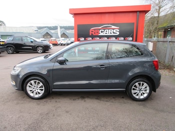 Used Volkswagen Polo 2014 for sale - 76893350: Photo