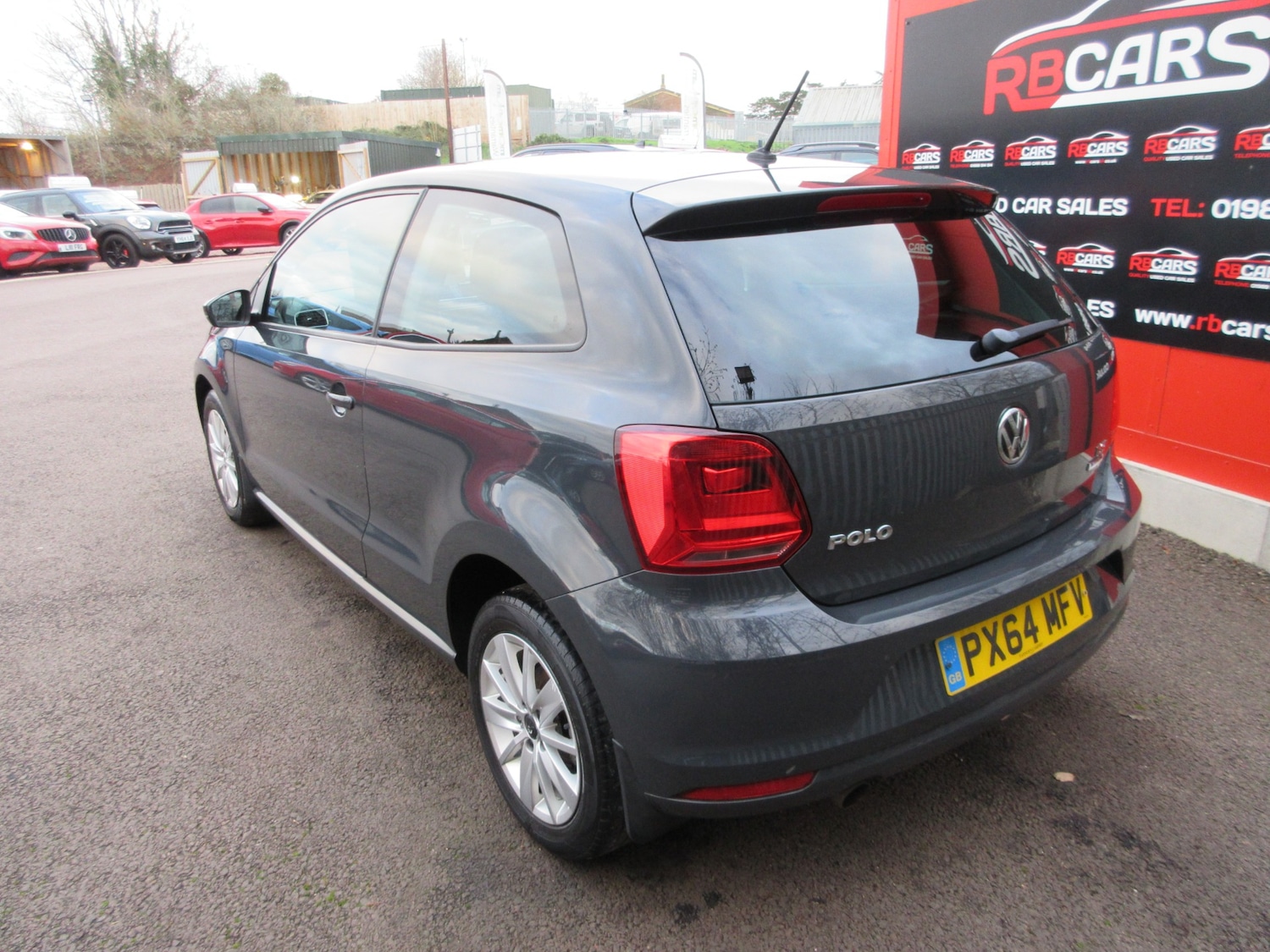 Used Volkswagen Polo 2014 for sale - 76893350: Photo 5