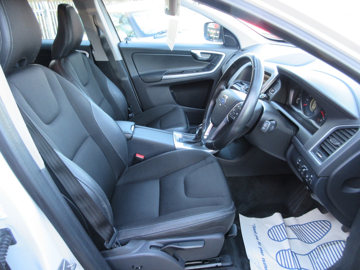 Used Volvo XC60 2016 for sale - 77077206: Photo 9