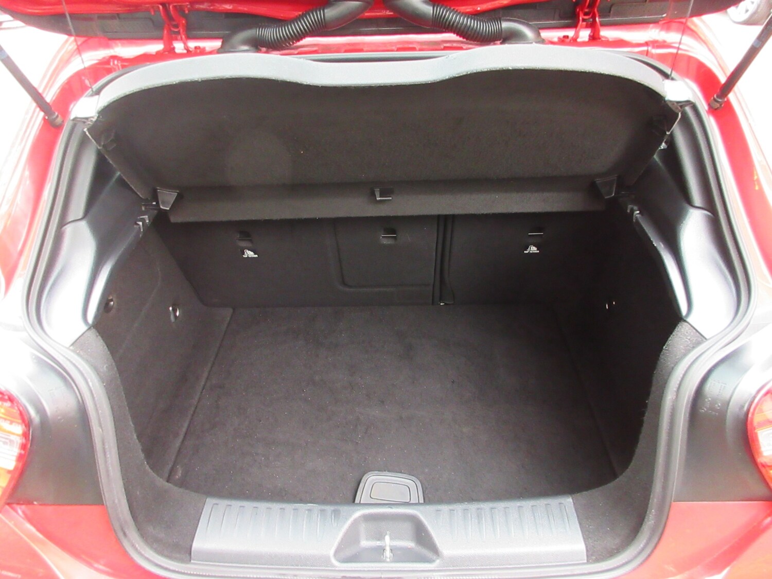 Used Mercedes-Benz A-Class 2014 for sale - 76129078: Photo 23