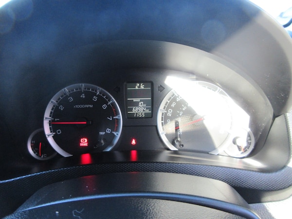 Used Suzuki Swift 2015 for sale - 76129350: Photo 10