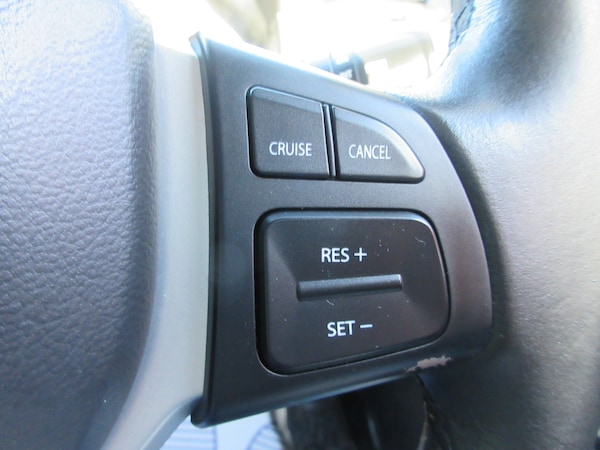 Used Suzuki Swift 2015 for sale - 76129350: Photo 15