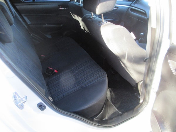 Used Suzuki Swift 2015 for sale - 76129350: Photo 16