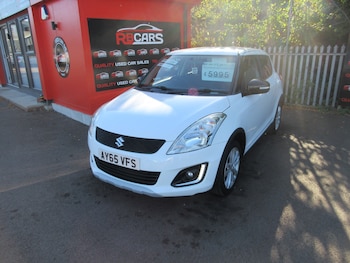 Used Suzuki Swift 2015 for sale - 76129350: Photo 3