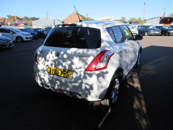 Used Suzuki Swift 2015 for sale - 76129350: Photo 6