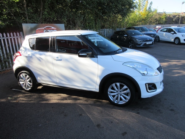 Used Suzuki Swift 2015 for sale - 76129350: Photo 7